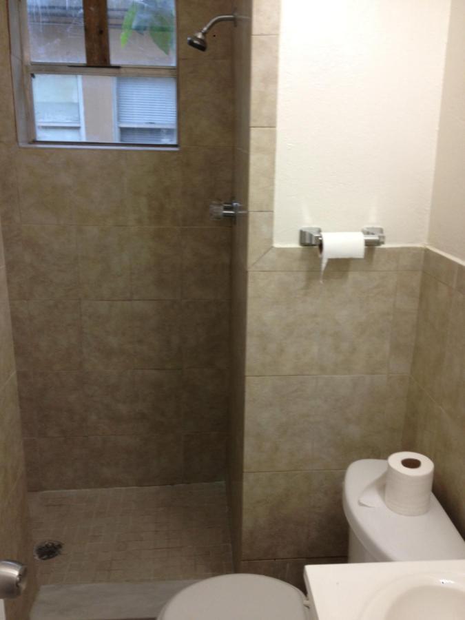 1 Bedroom Apt Near Coconut Grove Miami Exterior foto