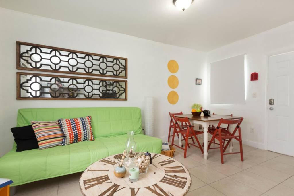 1 Bedroom Apt Near Coconut Grove Miami Exterior foto