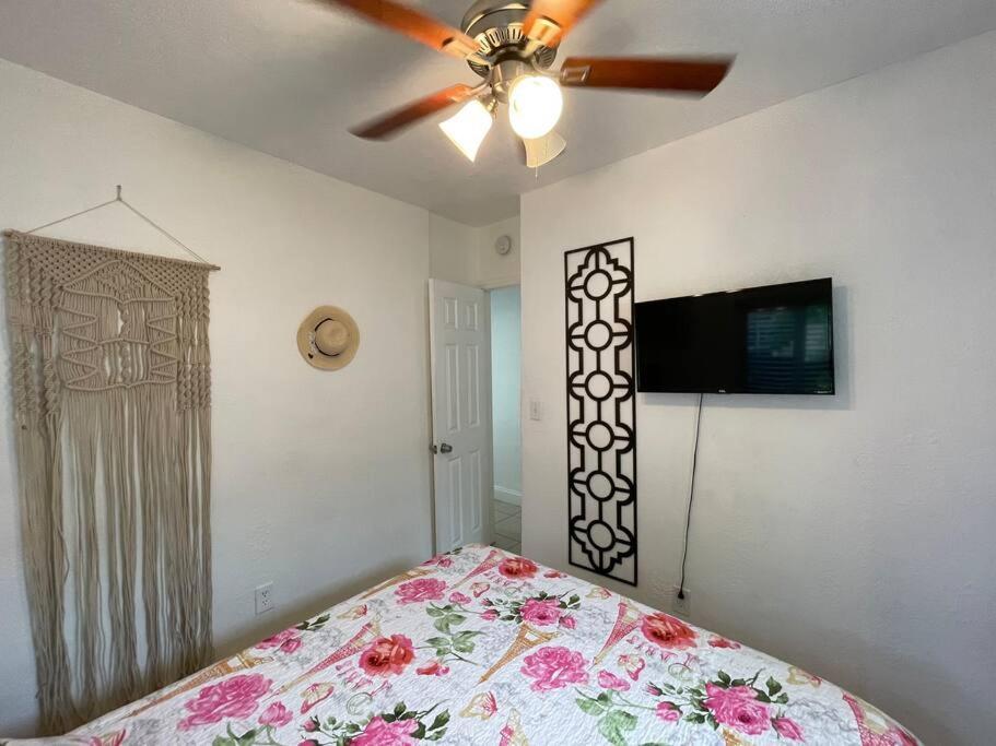1 Bedroom Apt Near Coconut Grove Miami Exterior foto